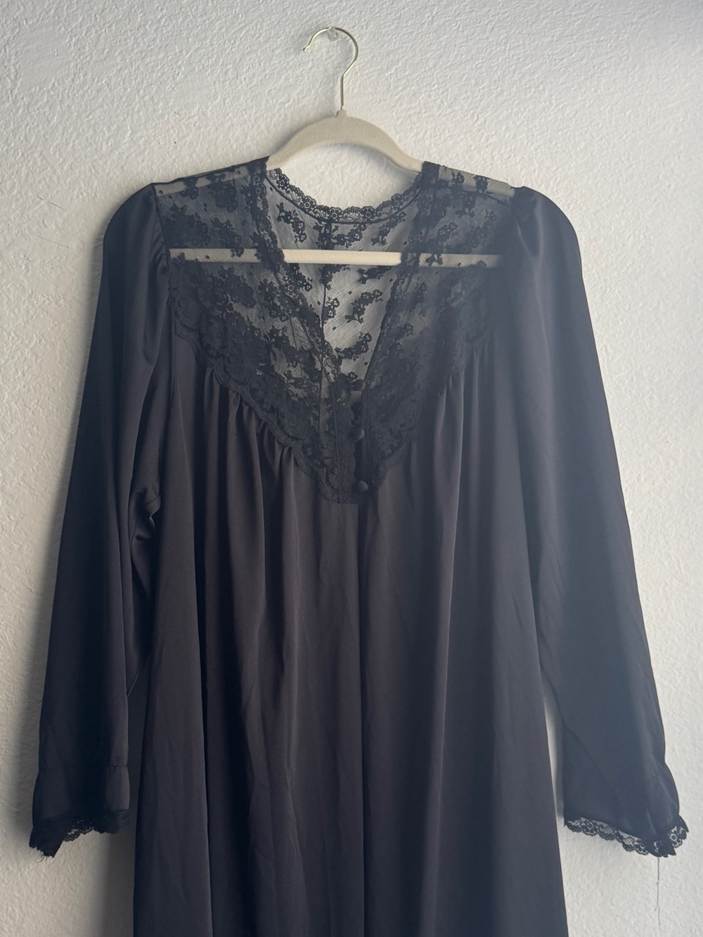 Vintage Black Sheer Lace Peignoir Robe Nightgown